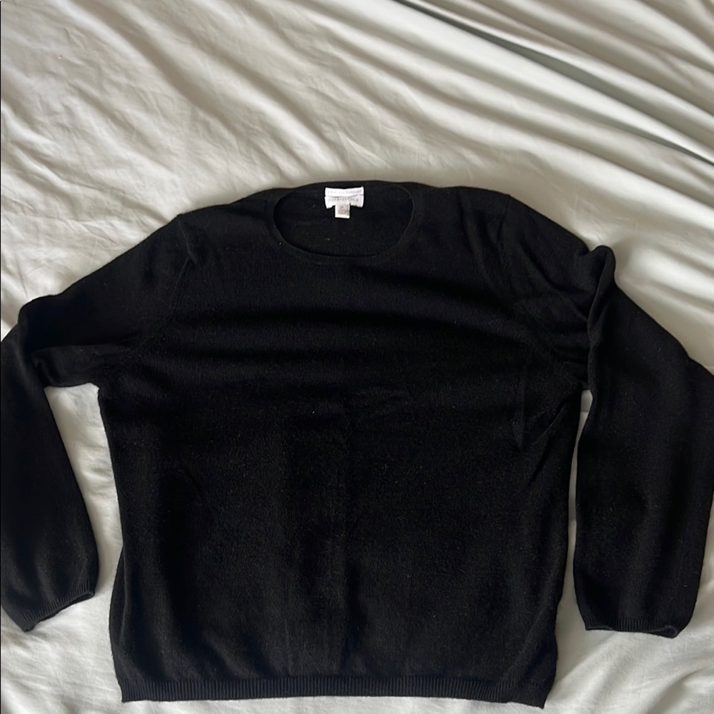 100% Cashmere Black Crew Neck Sweater